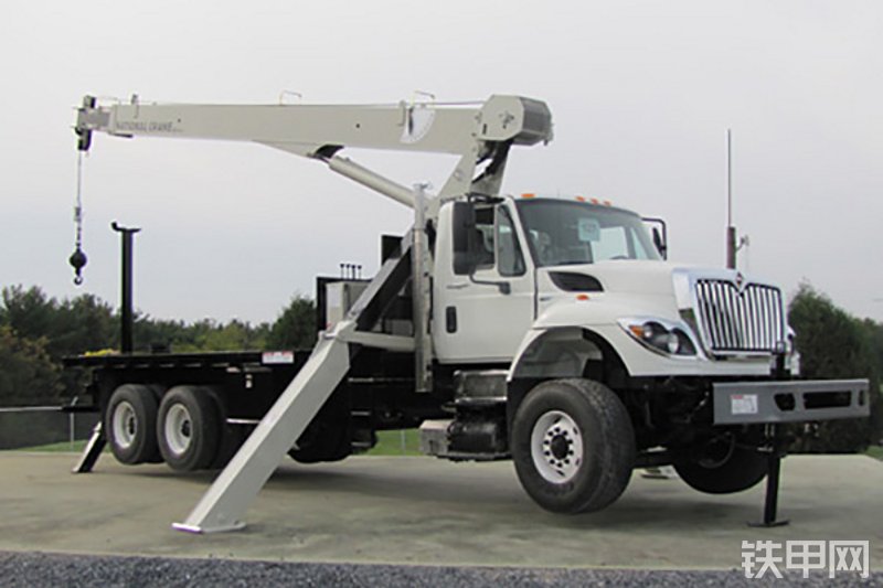 马尼托瓦克500E2起重机整机外观