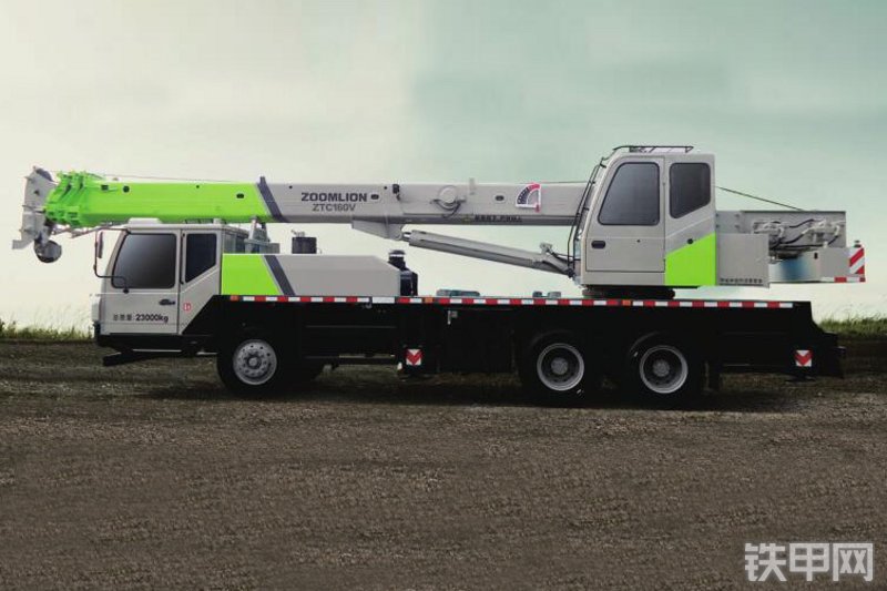 中联重科ZTC160V起重机整机外观