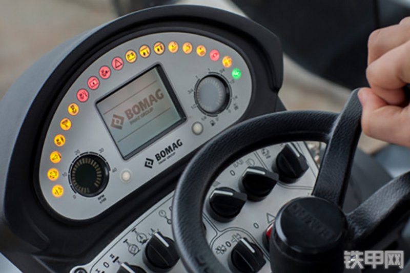 宝马格BW141AD-5压路机局部