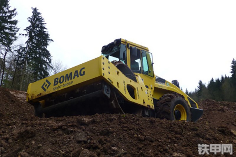 宝马格BW219PDH-4i压路机整机外观