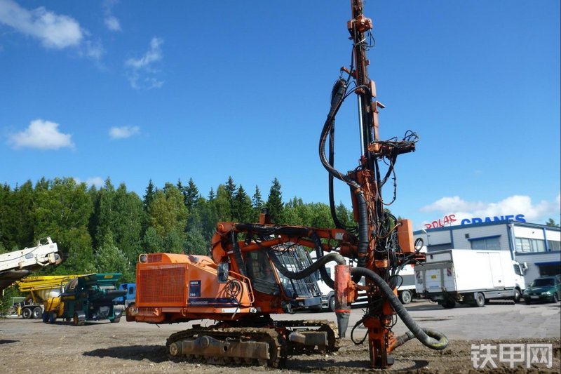 汤姆洛克RANGER780凿岩钻机整机外观