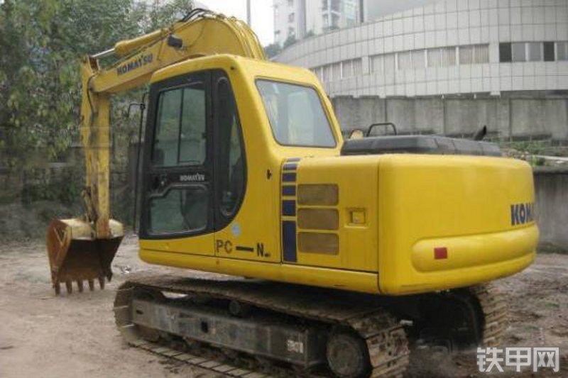 小松PC100-6EO挖掘机整机外观