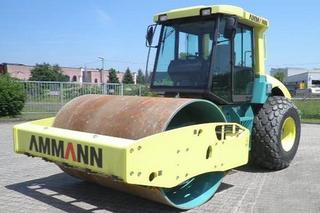 安迈 ASC110 压路机