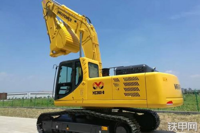 迈斯伯尔210.8挖掘机整机外观