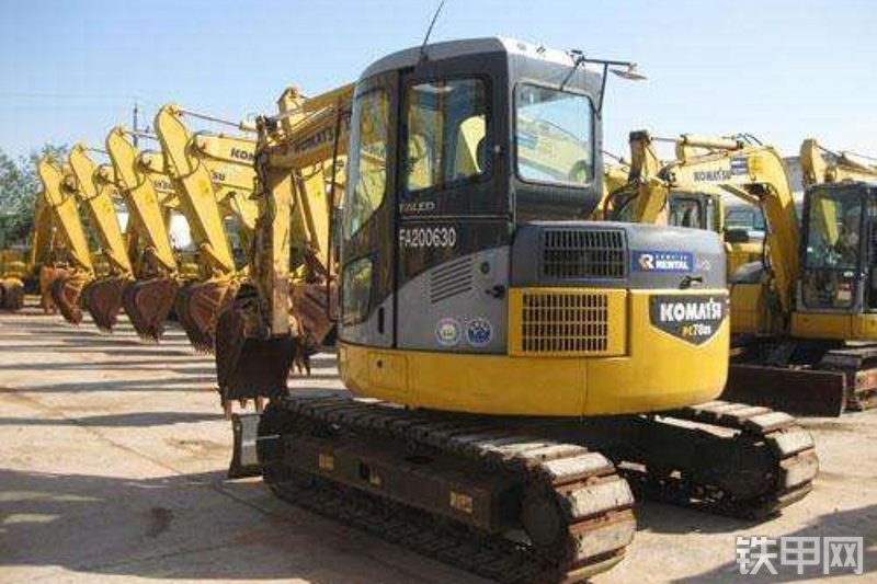 小松PC78US-8挖掘机整机外观