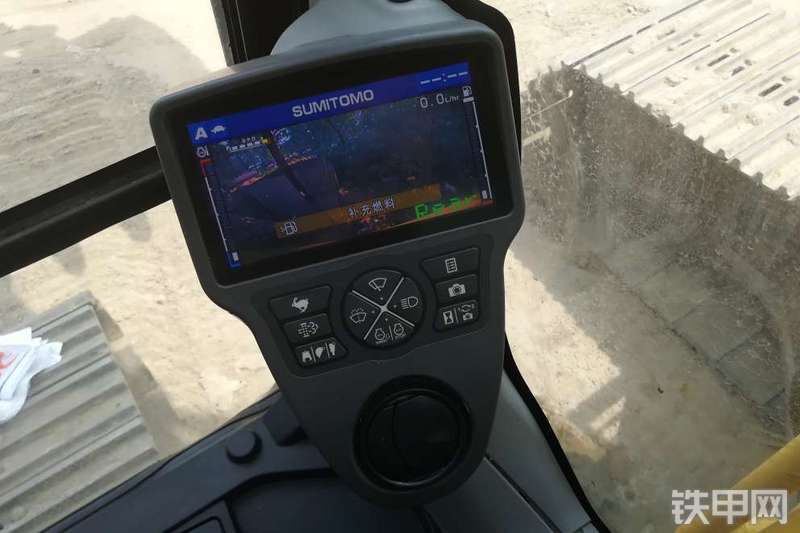 住友SH330LC-5挖掘机整机外观