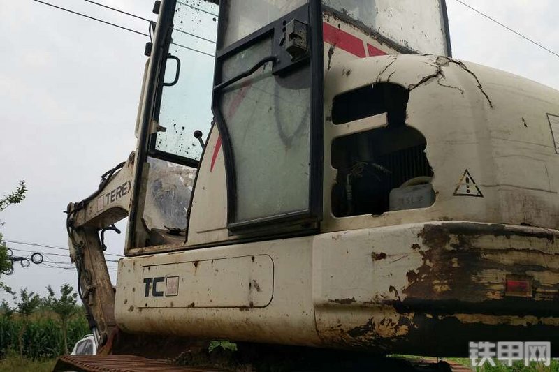 特雷克斯TC48/51挖掘机整机外观