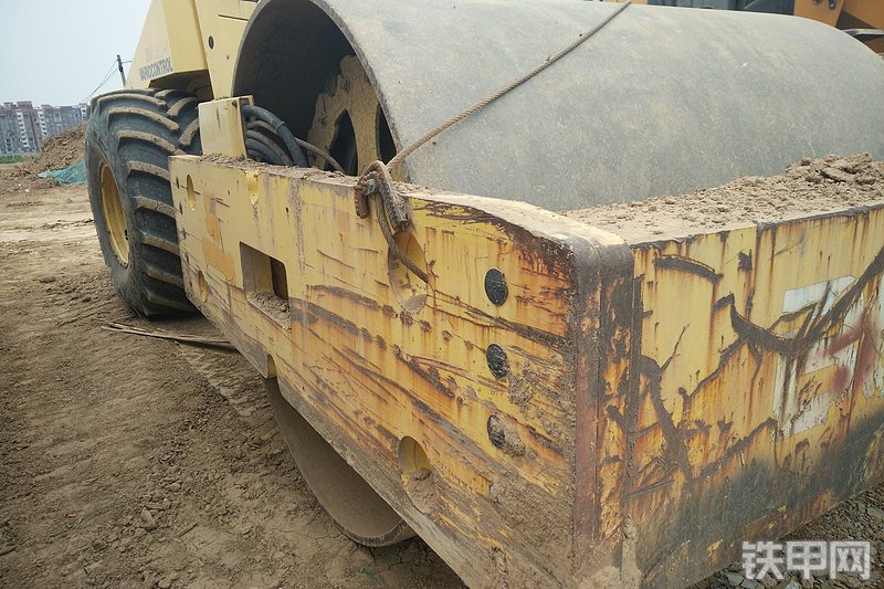 宝马格25D-3压路机整机外观