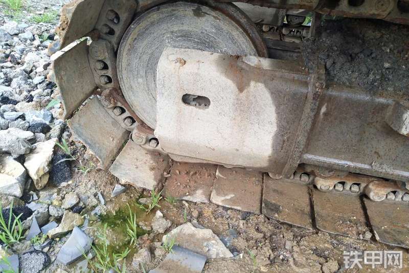 山重建机JCM913挖掘机整机外观