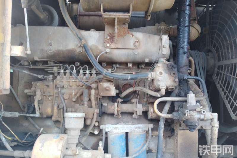 柳工ZL50E装载机整机外观