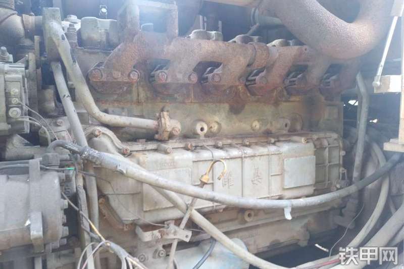 柳工ZL50E装载机整机外观