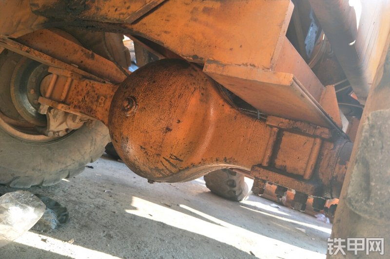 正恒机械926装载机整机外观