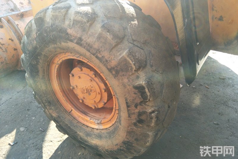 正恒机械926装载机整机外观