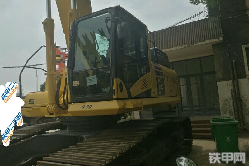 小松PC490LC-10挖掘机整机外观