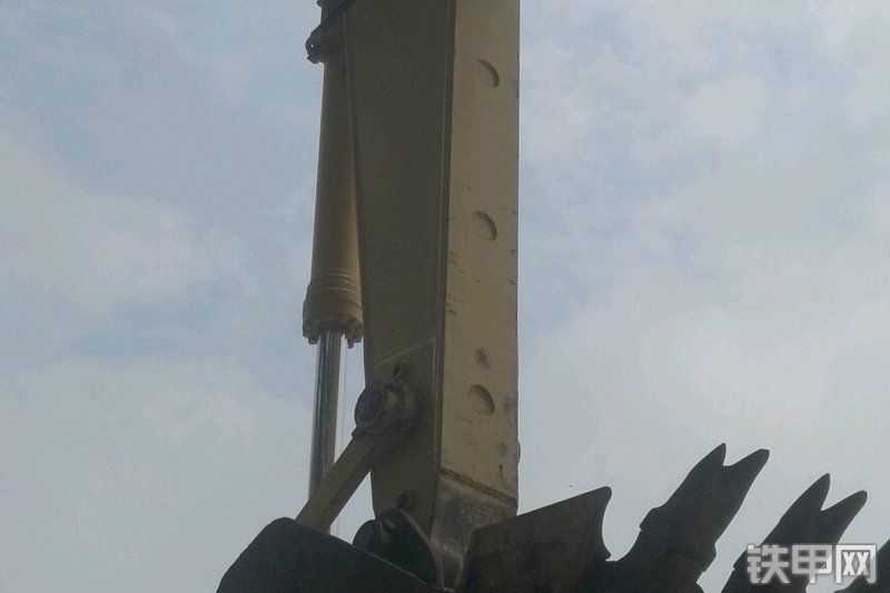 小松PC490LC-10挖掘机局部