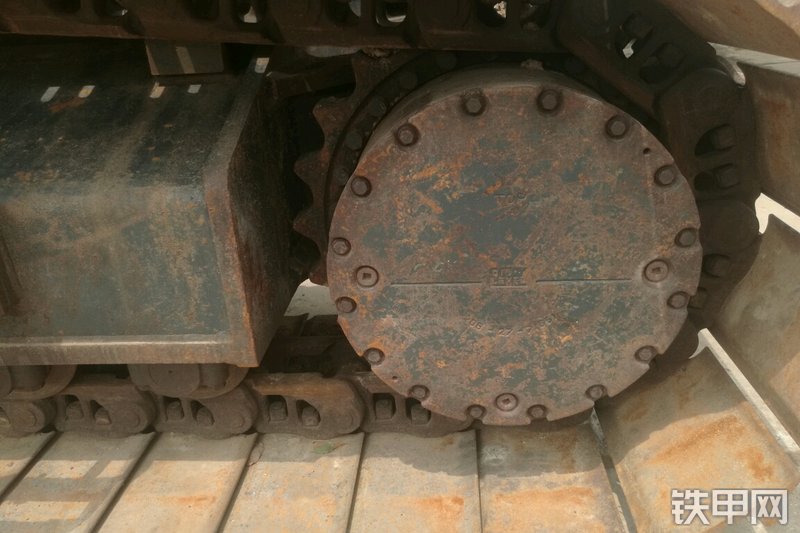 小松PC490LC-10挖掘机局部