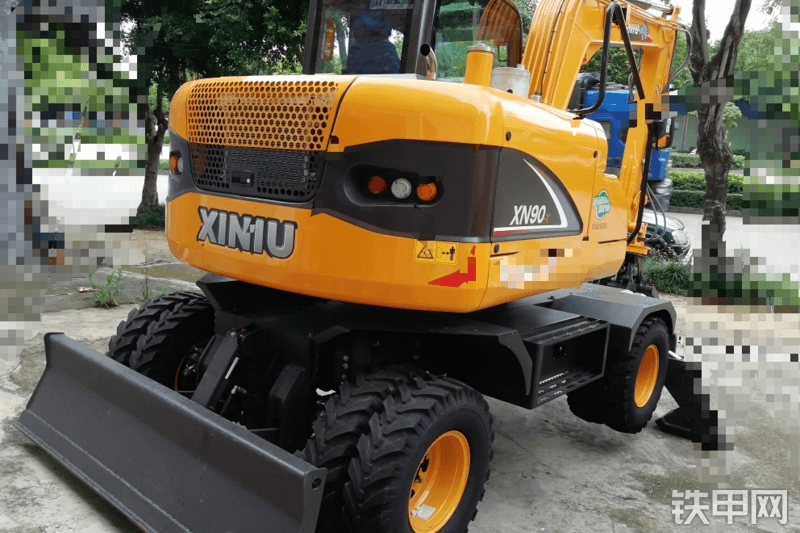 犀牛重工XN90-Y挖掘机整机外观