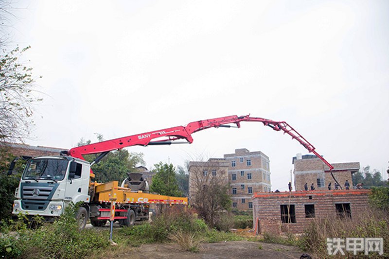 三一重工SYM5230THB 370C-8泵车整机外观