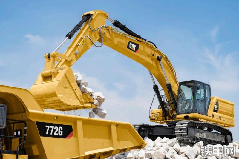 卡特彼勒新一代CAT®345 GC 液压挖掘机整机外观