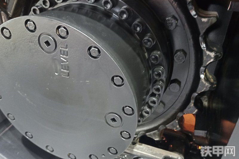 卡特彼勒新一代CAT®336 GC 液压挖掘机局部