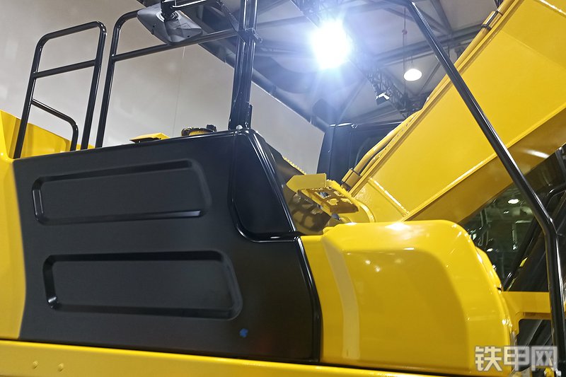 卡特彼勒新一代CAT®336 GC 液压挖掘机局部