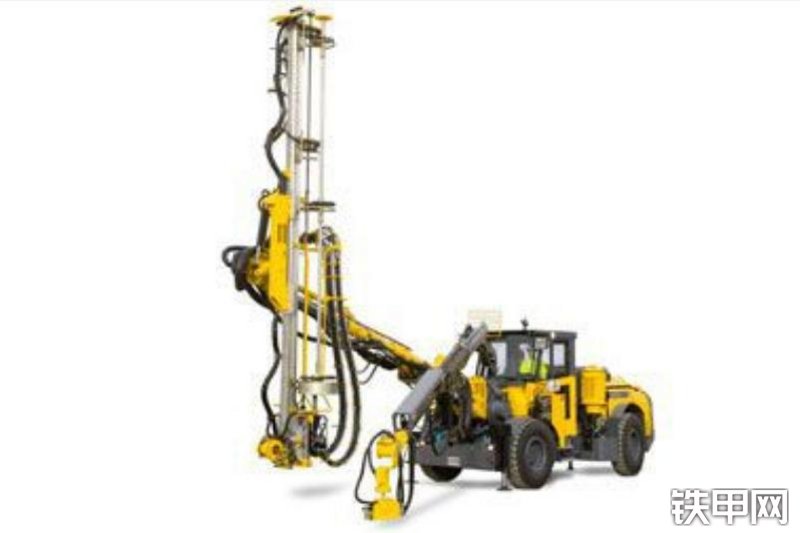 安百拓Cabletec LC锚索台车整机外观