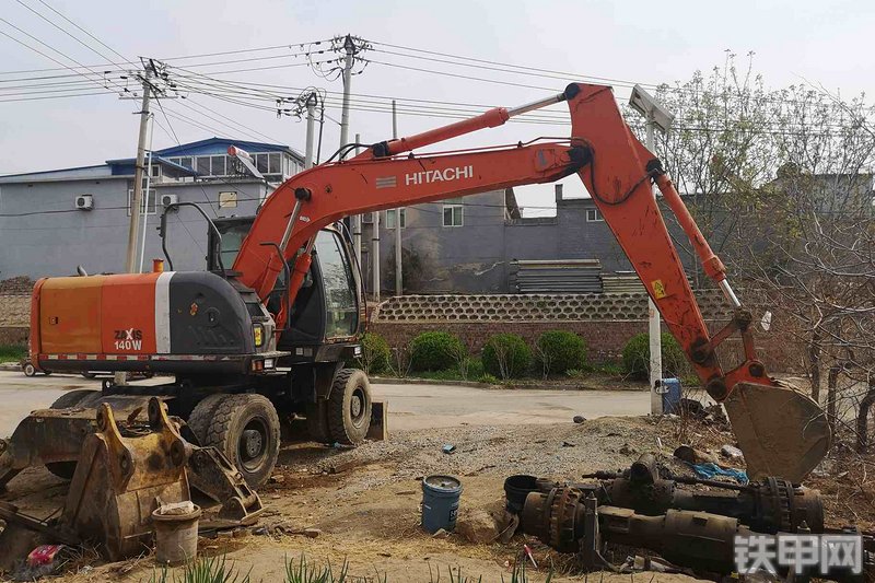 日立zx140w3轮式挖掘机