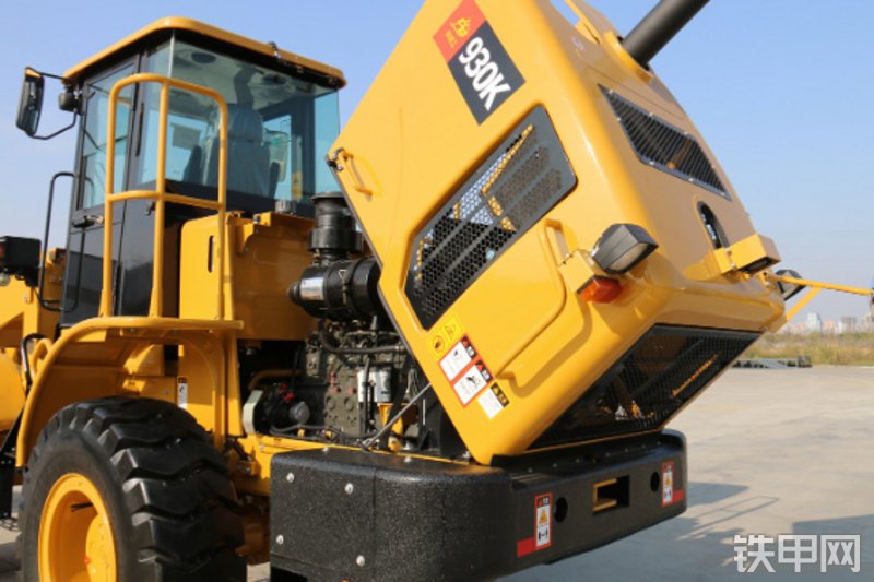 成工CG930K装载机局部