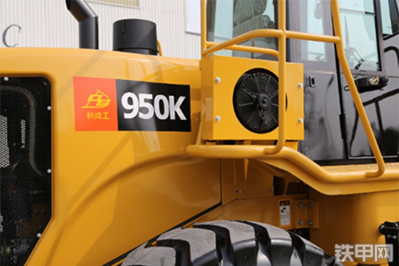 成工CG950K装载机局部