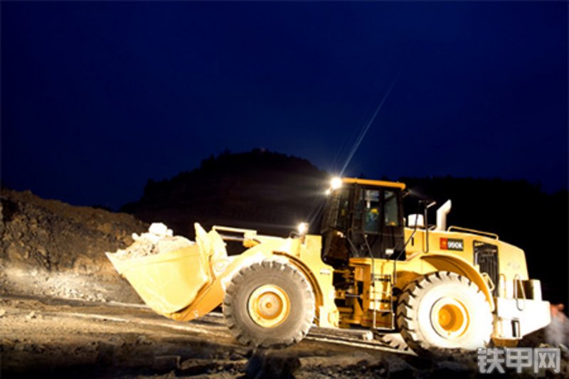 成工CG990K装载机整机外观