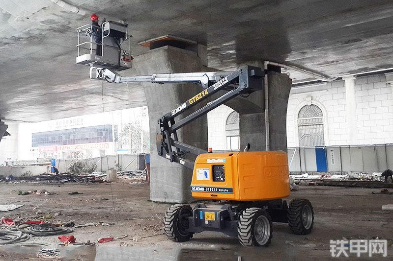 徐工GTBZ14高空作业机械整机外观