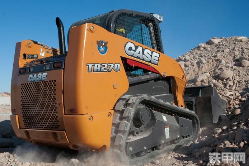 凯斯TR270滑移装载机整机外观