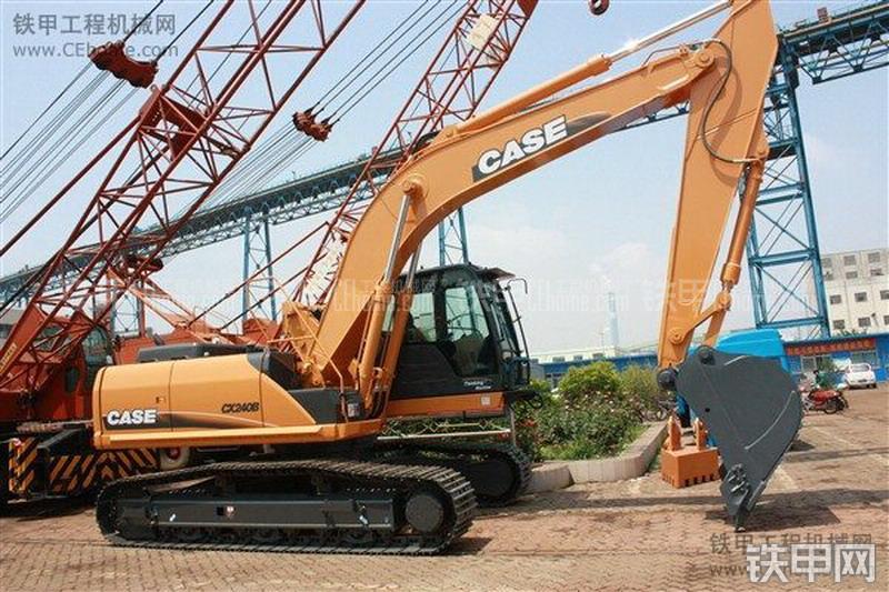 凯斯cx240挖掘机