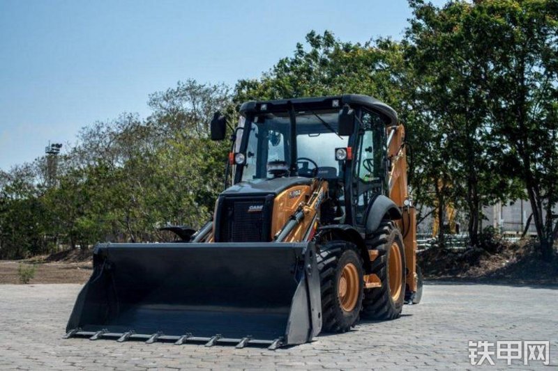 凯斯570T挖掘装载机整机外观