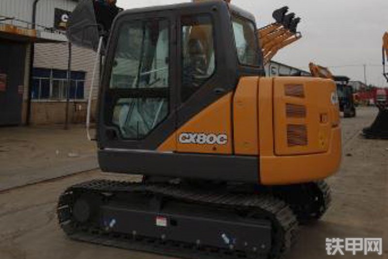 凯斯CX80C挖掘机整机外观