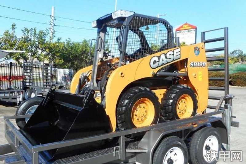 凯斯SR130滑移装载机整机外观