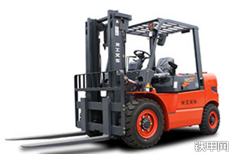 龙工LG50D叉车整机外观