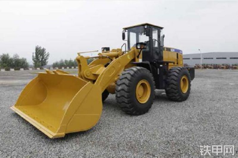 山工SEM652D 超高装载机整机外观