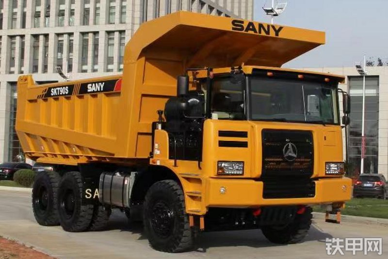 三一重工SKT90S非公路自卸车整机外观