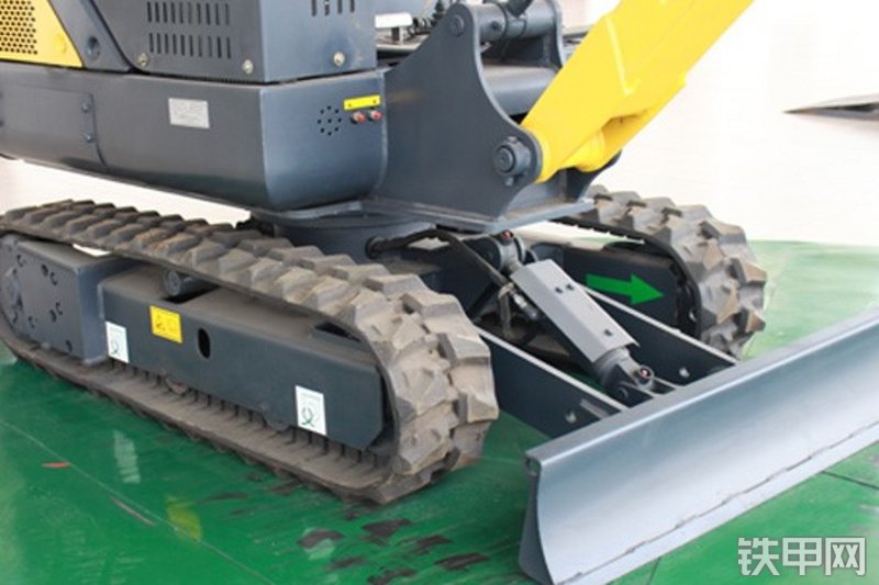 卡特重工CT20挖掘机局部