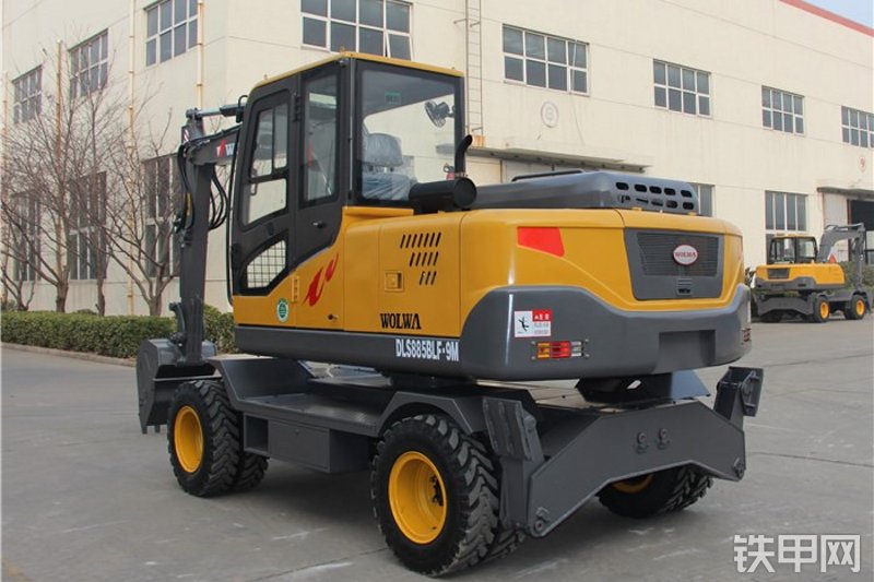 沃尔华DLS885BLF-9M挖掘机整机外观