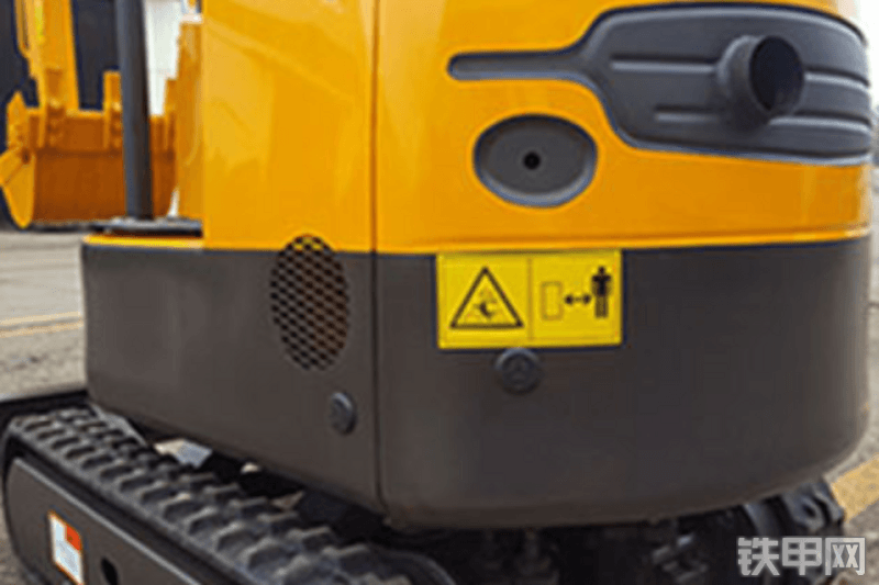 沃尔华DLS810-9B挖掘机局部