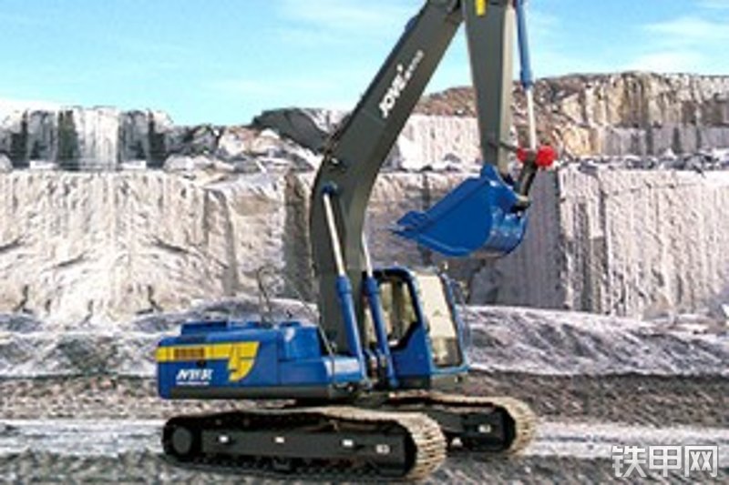 恒天九五JV215C挖掘机整机外观