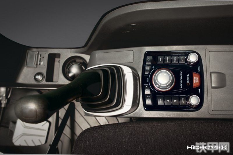 海德堡莱HMK 300 LC PLUS挖掘机局部