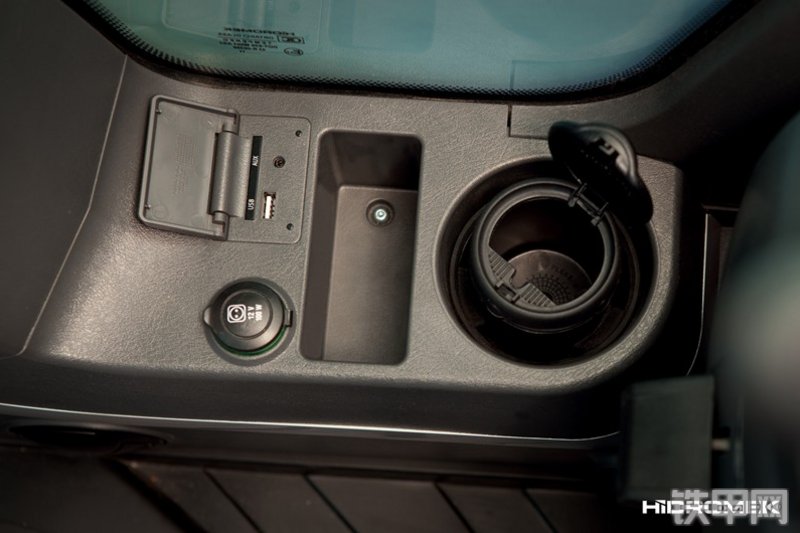 海德堡莱HMK 300 LC PLUS挖掘机局部