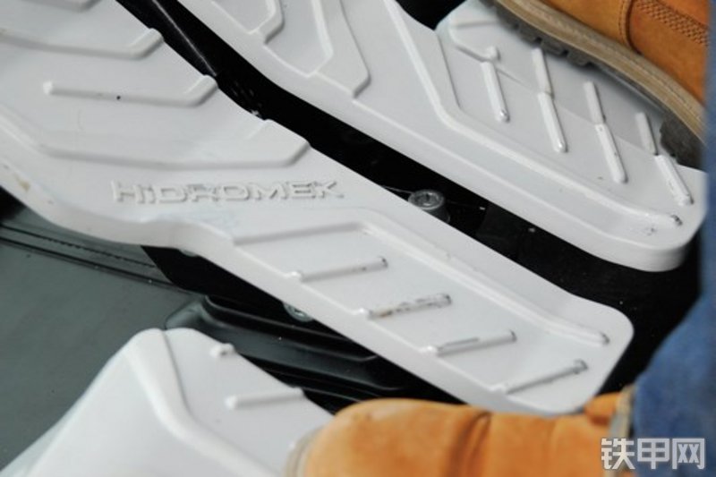 海德堡莱HMK 300 LC PLUS挖掘机局部