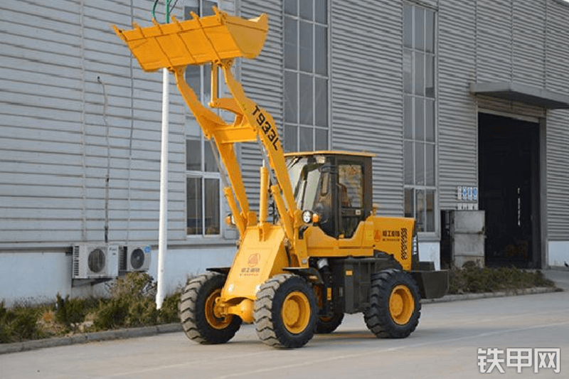 临工重特T933L装载机整机外观