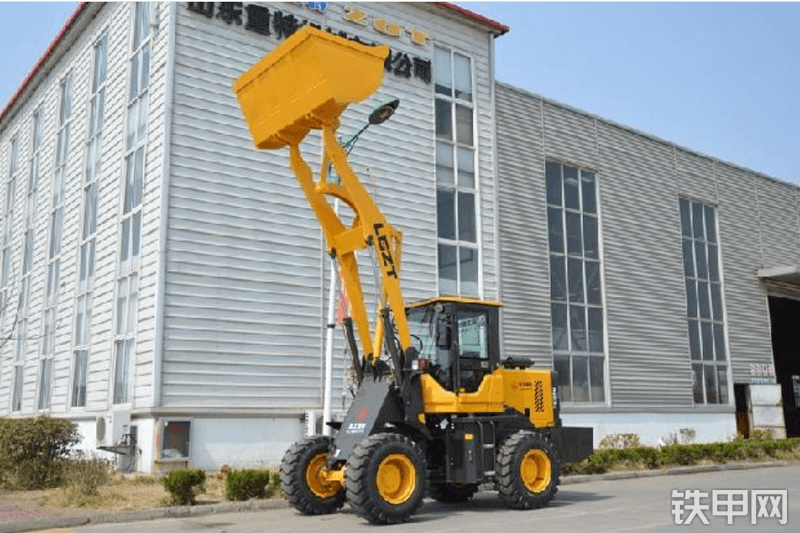 临工重特 T932N装载机整机外观