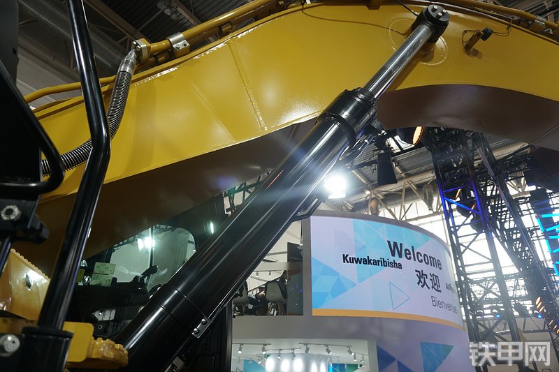 卡特彼勒新一代CAT®349 液压挖掘机局部