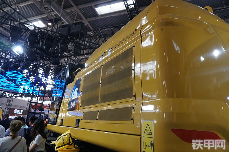 卡特彼勒新一代CAT®349 液压挖掘机局部